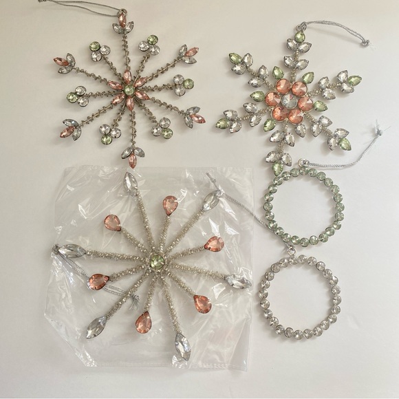 Martha Stewart Tree Decor Facet Jeweled Snowflakes and Circle Ornaments - Picture 1 of 8